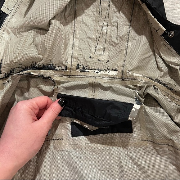 LLBean Raincoat - Picture 6 of 6